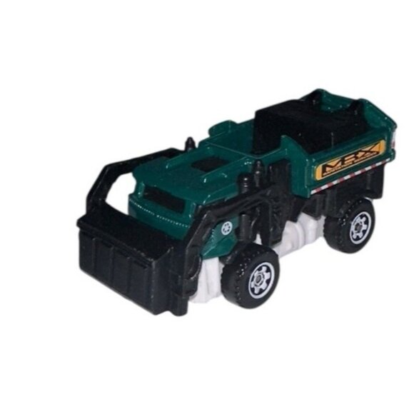 Matchbox Garbage Gulper Sanitation Truck - Picture 1 of 4